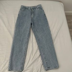 Straight leg Jeans